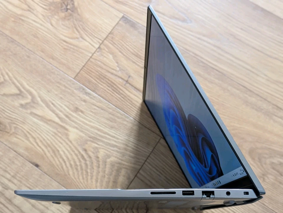 Dell Vostro 5620 Core i7 1260P 2.1Ghz 16GB RAM 512GB SSD 16" FHD 12th Gen 642 - Image 4 of 4