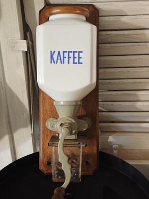 Wandkaffeemühle- LEINBROCKS IDEAL -20er/30er J - Keramik-Holz Glas-Metall-Kurbel