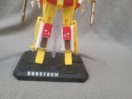 Transformers Masterpiece Sunstorm MP-05 TRU Exclusive Seeker Metallic Flames NC - Picture 8 of 11