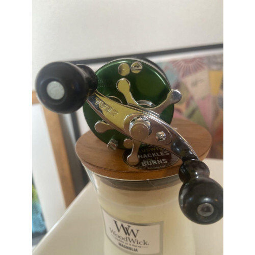 Abu Garcia Ambassa4500ＣS POPEYE SPECIAL Abu Garcia Ambassador 2500CI Popeye Special Green No genuine
