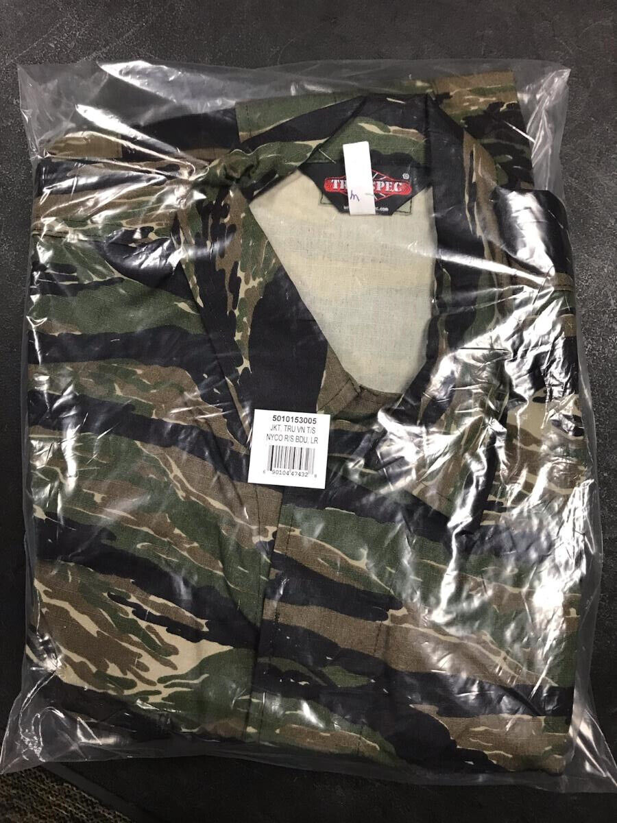 Tiger Stripe 50/50 Nyco Ripstop BDU Jackets - BRAND NEW - SM Tiger Stripe 50/50 Nyco Ripstop BDU Jackets - BRAND NEW - SM