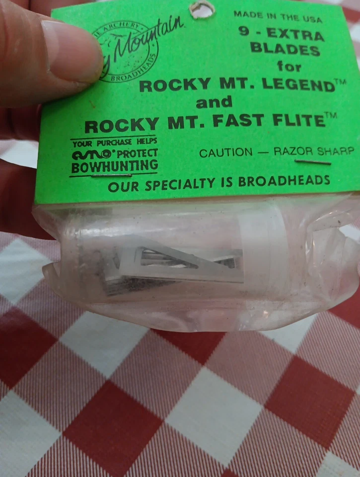 Barrie Rocky Mountain Broadhead 9 hojas Rocky MT. Fast Flite And Legend NUEVO Foto 3 de 3