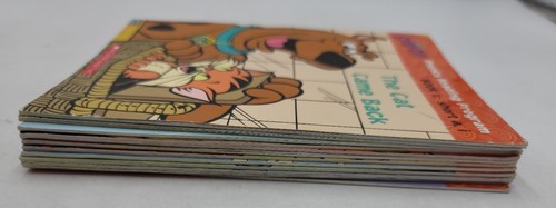 Lot of 12 Scholastic Scooby-Doo Softcover Phonics Reading Program 2004 - Imagen 7 de 8
