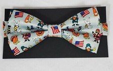 American Holidays Men's Bow Tie Adjustable Neck Novelty Gray Pre-Tied Bowtie