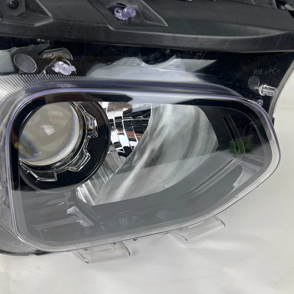 Faro halógeno derecho OEM 2021 2022 2023 Chevrolet Trailblazer 42827957 Foto 3 de 4