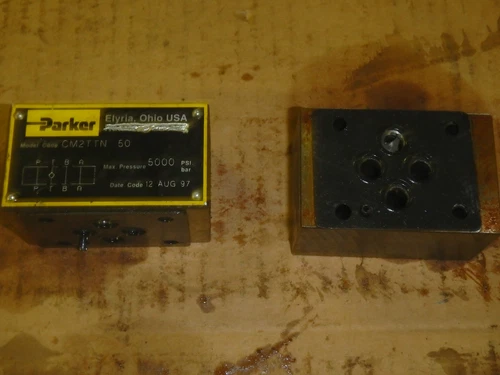 LOT OF (2) PARKER HYDRAULIC CHECK VALVE CM2TTN 50_CM2TTN50