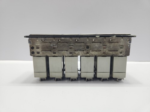 IDEC SLC30N ILLUMINATED PUSH BUTTON DISPLAY MODULE - Picture 5 of 7