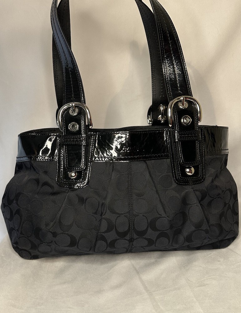 Coach shoulder bag
