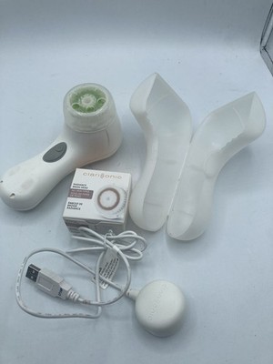 Clarisonic Mia 2 Facial Brush Electric Vibrating Case Charger WORKS Brushhead