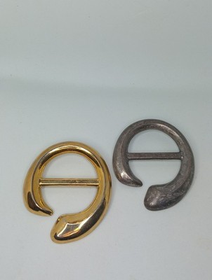 Konvolut x2 Wickelfalle Broschen goldfarben & silberfarben