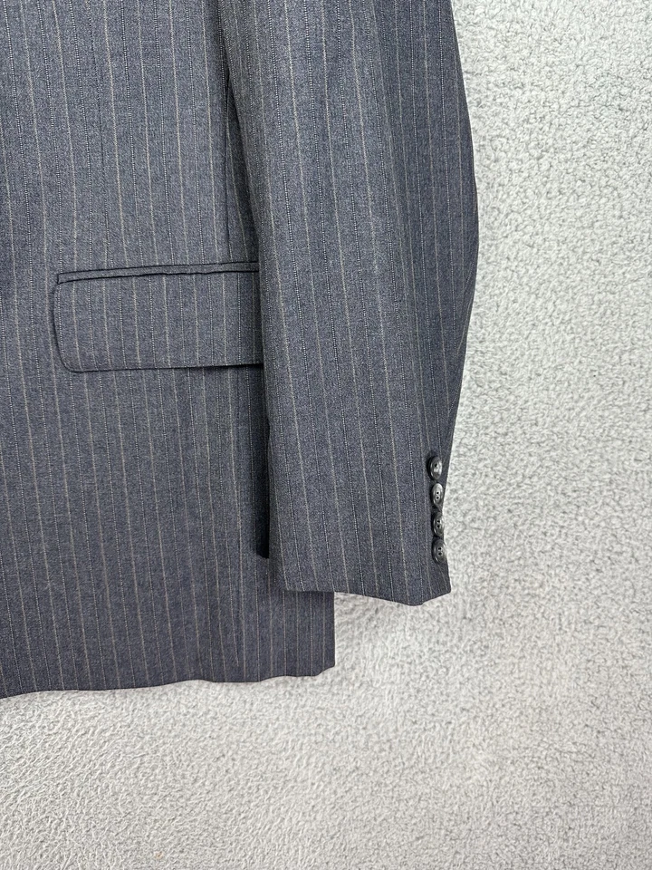 Vintage Cricketeer Blazer Mens 44 Gray Pinstripe Wool Sport Coat Jacket Made USA - Image 4 of 4