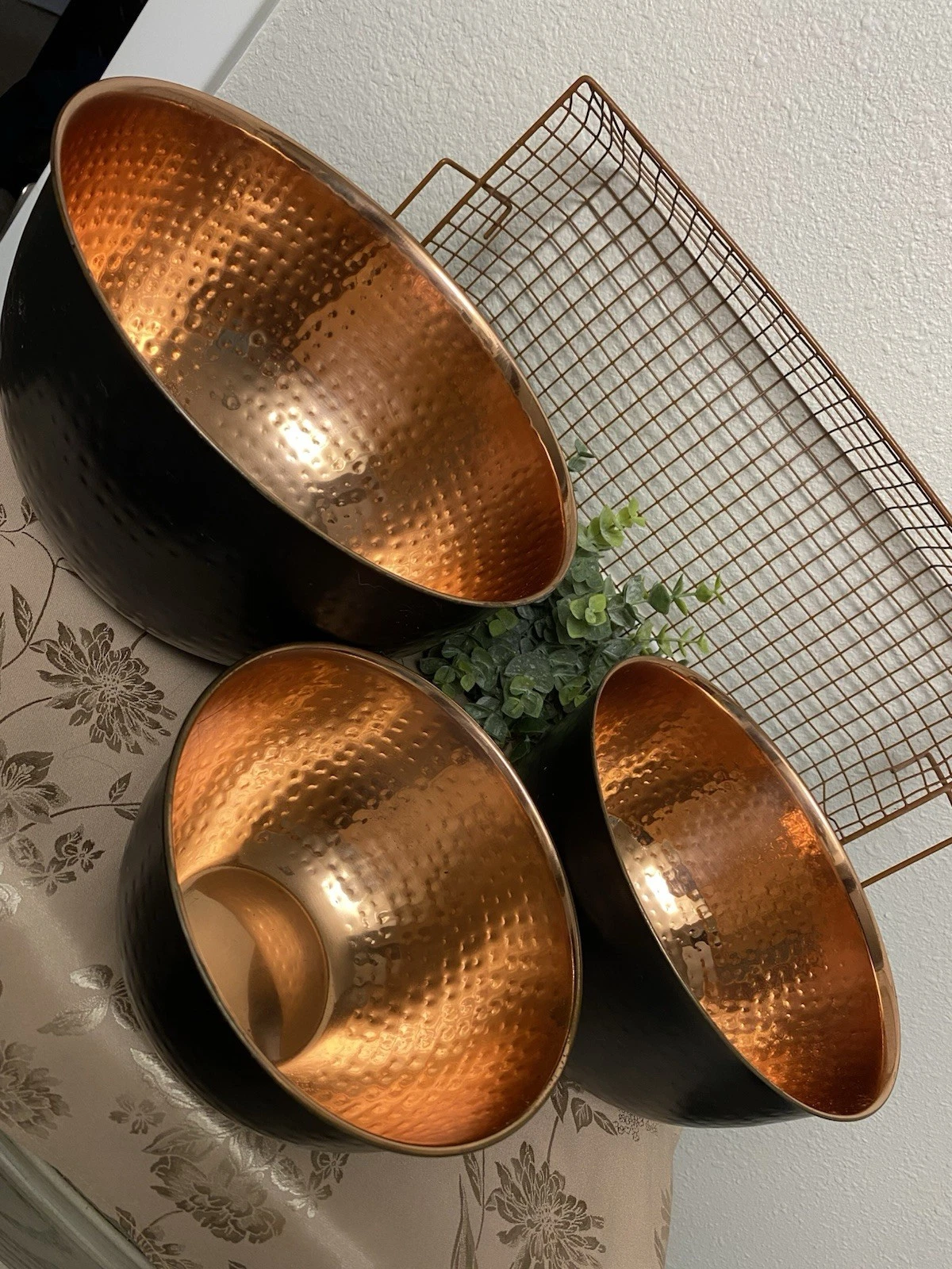 Le’Raze Hammered Copper Mixing Bowl Set 3pc Black Matte Nesting Stainless Steel