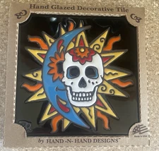 Earthtones Hand-N-Hand Day of the Dead Sun Moon Tile 8387A    Dia de los Muertos