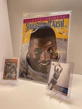 Shaquille O'Neil Magic Beckett Magazine + 2 Card Fan Gift Display Bundle