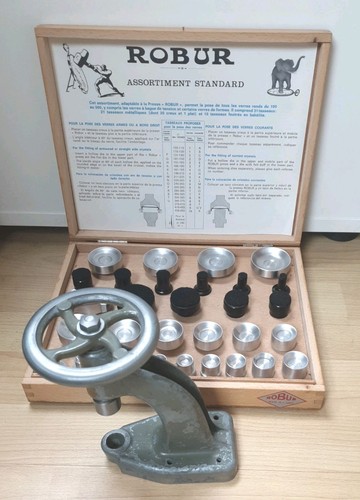 Original Robur Glass/Caseback Fitting Tool With A Complete Set Of Dies