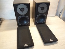 Magnat Vector 11 bookshelf speakers - good condition and working order