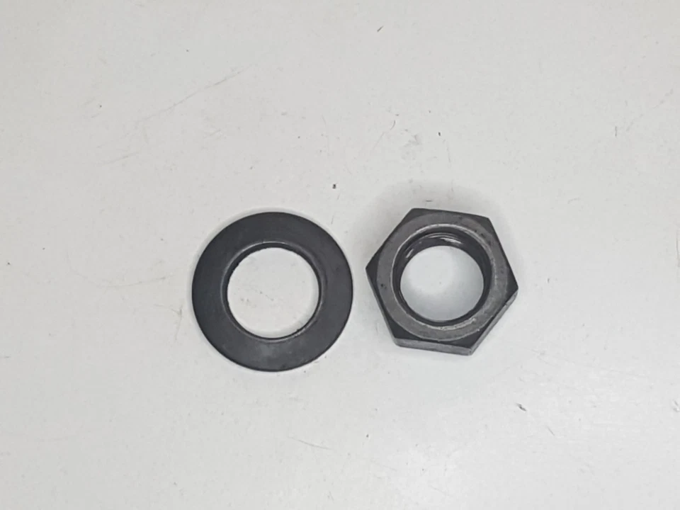 écrou de volant magnétique de moteur tecumseh formula 11.5hp - Photo 1/1