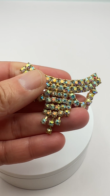 Vintage 50s Aurora Borealis Rhinestone Shoe Clip Sparky Dangle