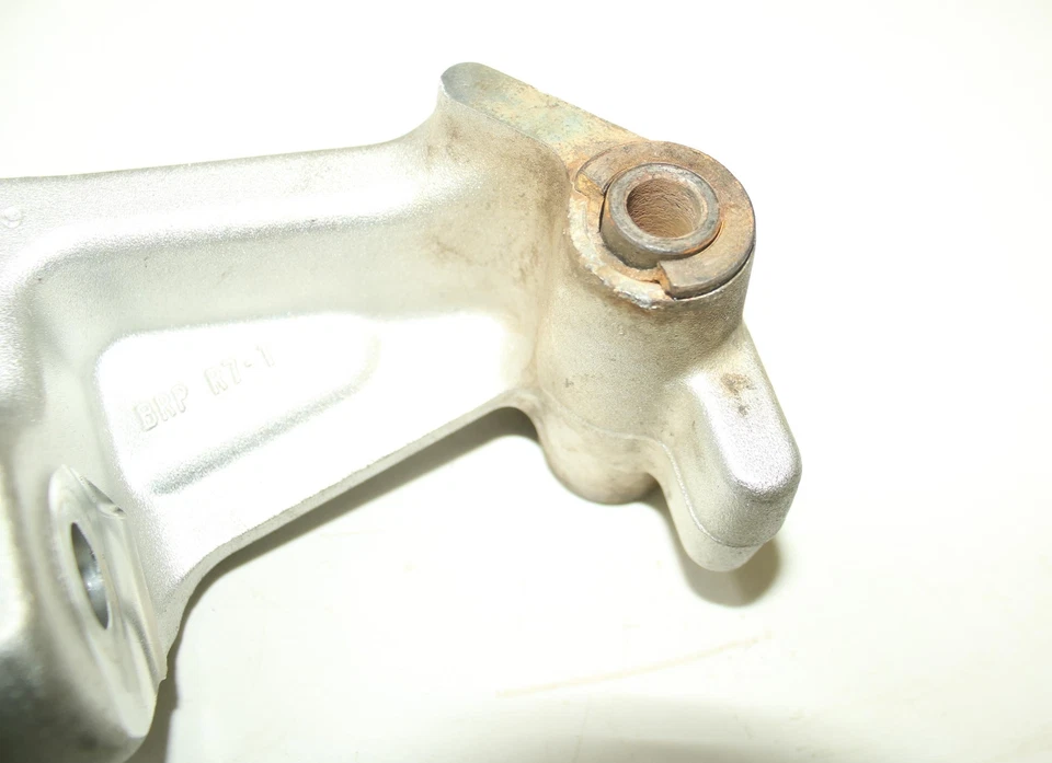 Ski-doo Mxz Renegade 600 Etec Xp 2009 brazo de dirección delantero derecho husillo nudillo Foto 4 de 4