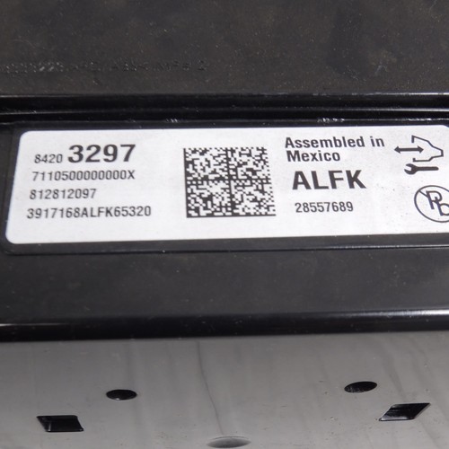 84203297 Instrument Cluster/Speedometer KPH 2015-16 GMC Sierra 6.6L Diesel - Picture 6 of 6