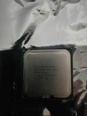 Intel Pentium E2200 Dual Core SLA8X 2.2GHz CPU Processor