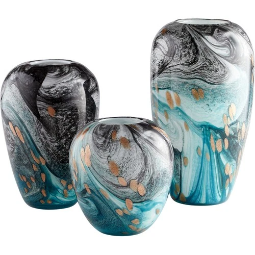 Cyan Design 11081 Prismatic 8 inch Vase, Small - Picture 4 of 4