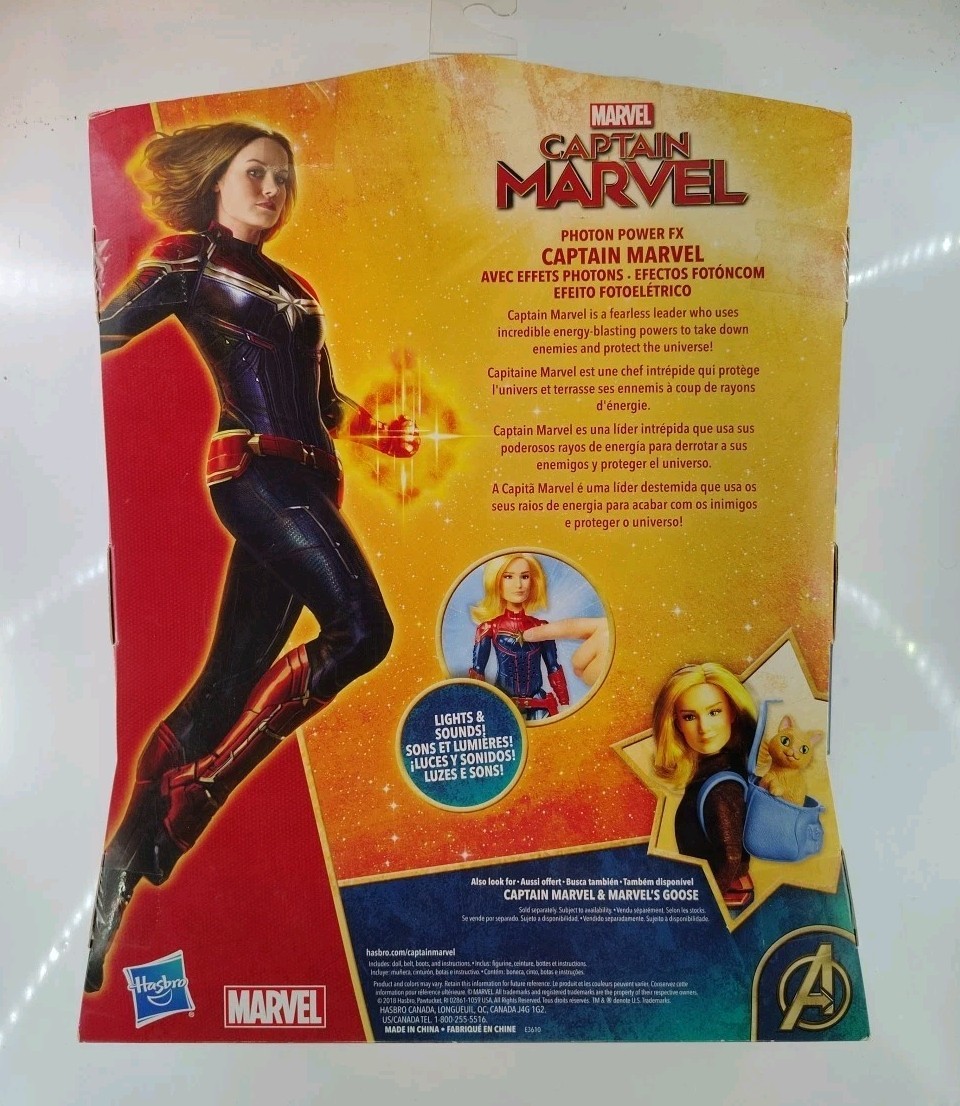 CAPTAIN MARVEL PHOTON POWER FX ELECTRONIC SUPER HERO DOLL (NEW)