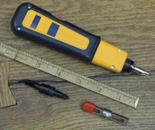 Fluke Networks D914S Impact Punch-Down Tool with 3 Inserts Bits EXCELLENT!