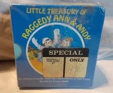 Vintage 1984 Sealed Little Treasury of Raggedy Ann  Andy Set of 6 Mini Books