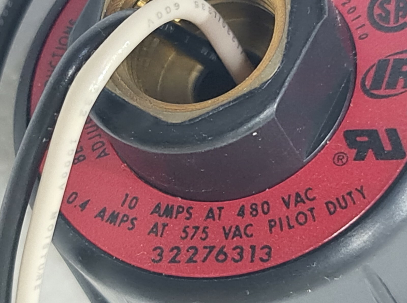 INGERSOLL RAND LOW OIL LEVEL SWITCH 32276313 eBay