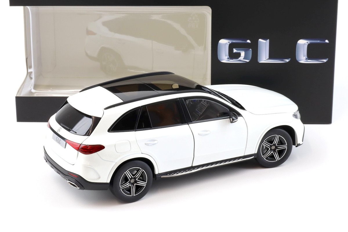 1:18 iScale Mercedes GLC AMG Line X254 SUV 2024 opalithe