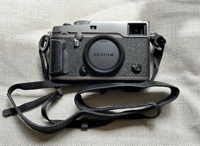 FUJIFILM X-Pro2 Graphite Edition Full Set body w/ XF23mm Lens, US Seller