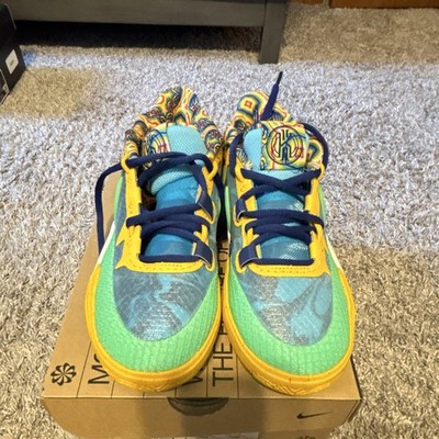 Nike Kyrie 8 GO SE (GS) Multicolor Basketball Low Top Sneakers 4Y DV3018-400