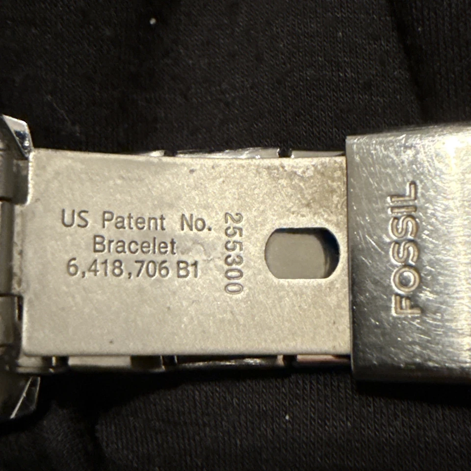 Fossil Riley Women's Stainless Steel Watch 38mm with Crystal Accent ES3202 - image 4 of 4