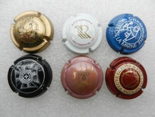 6-lot 5 capsules plaques de muselets de champagne et 1 vin pétillant italien