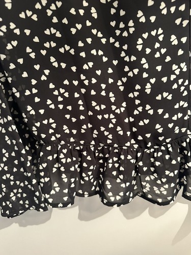 ~* QUIZ - OVERLAY BLOUSE - BLACK WITH HEARTS - SIZE 18 - NEW *~ - Picture 4 of 13