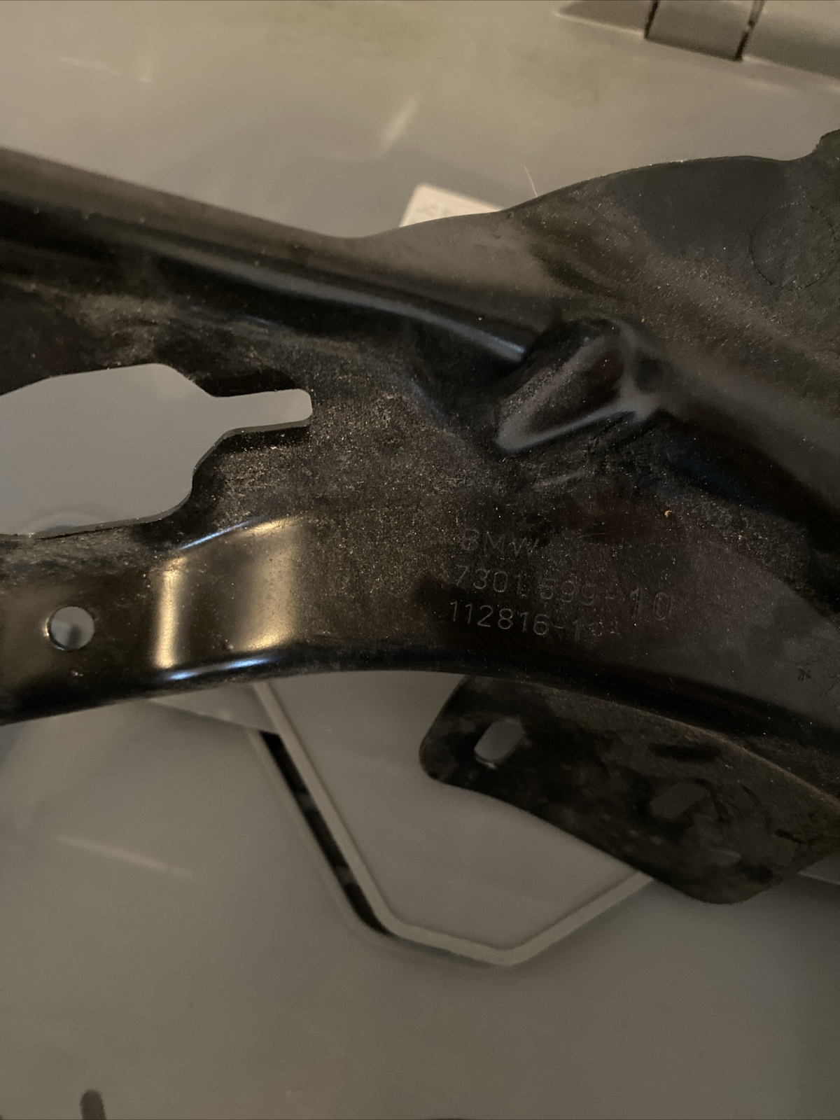 MINI F55 Cooper 1.5 2018 RHD Left Side Headlight Mount Bracket  