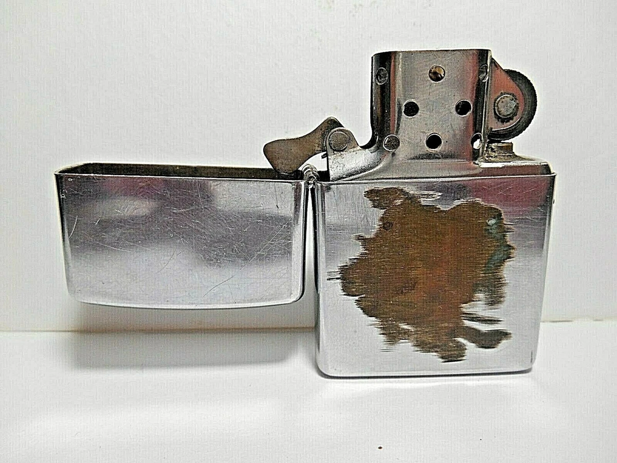 VINTAGE ZIPPO 1992 C-VIII CIGARETTE LIGHTER