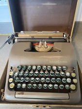 Vintage Smith Corona Clipper Tan with Green Keys Typewriter + Case 1950’s thumbnail