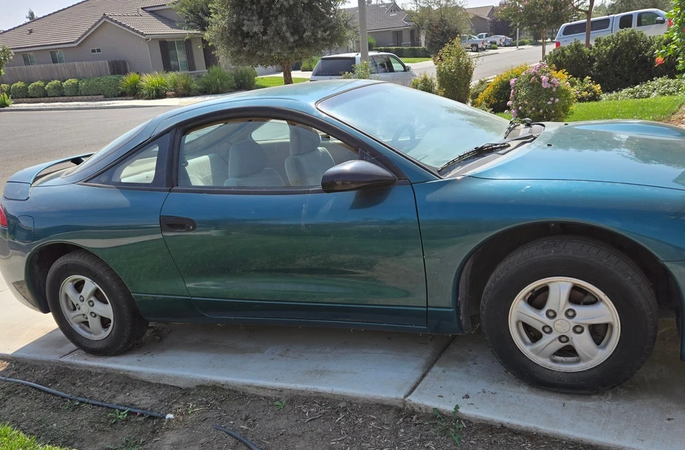 Mitsubishi Eclipse RS 1997 Foto 2 de 4