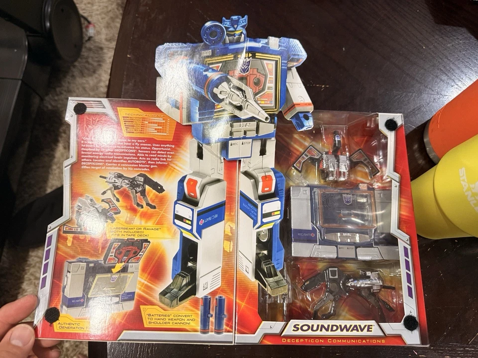 Transformers Edición Conmemorativa Serie G1 2012 Decepticon Soundwave Sin Abrir Foto 3 de 4