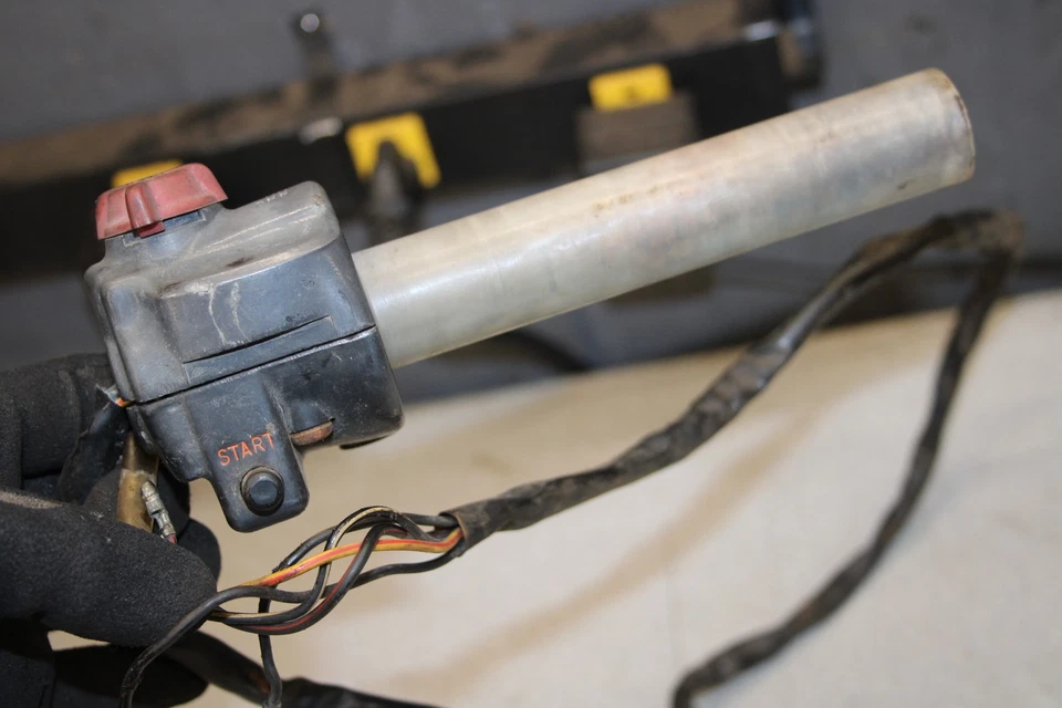 1975 Honda CB500T правый руль управления V10-2390.ue - Изображение 4 из 4