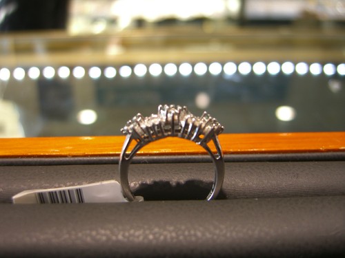 FINE WOMENS 14 KARAT WHITE GOLD BLUE AND WHITE DIAMOND RING WOW 0.50 CARATS!! - Picture 12 of 12