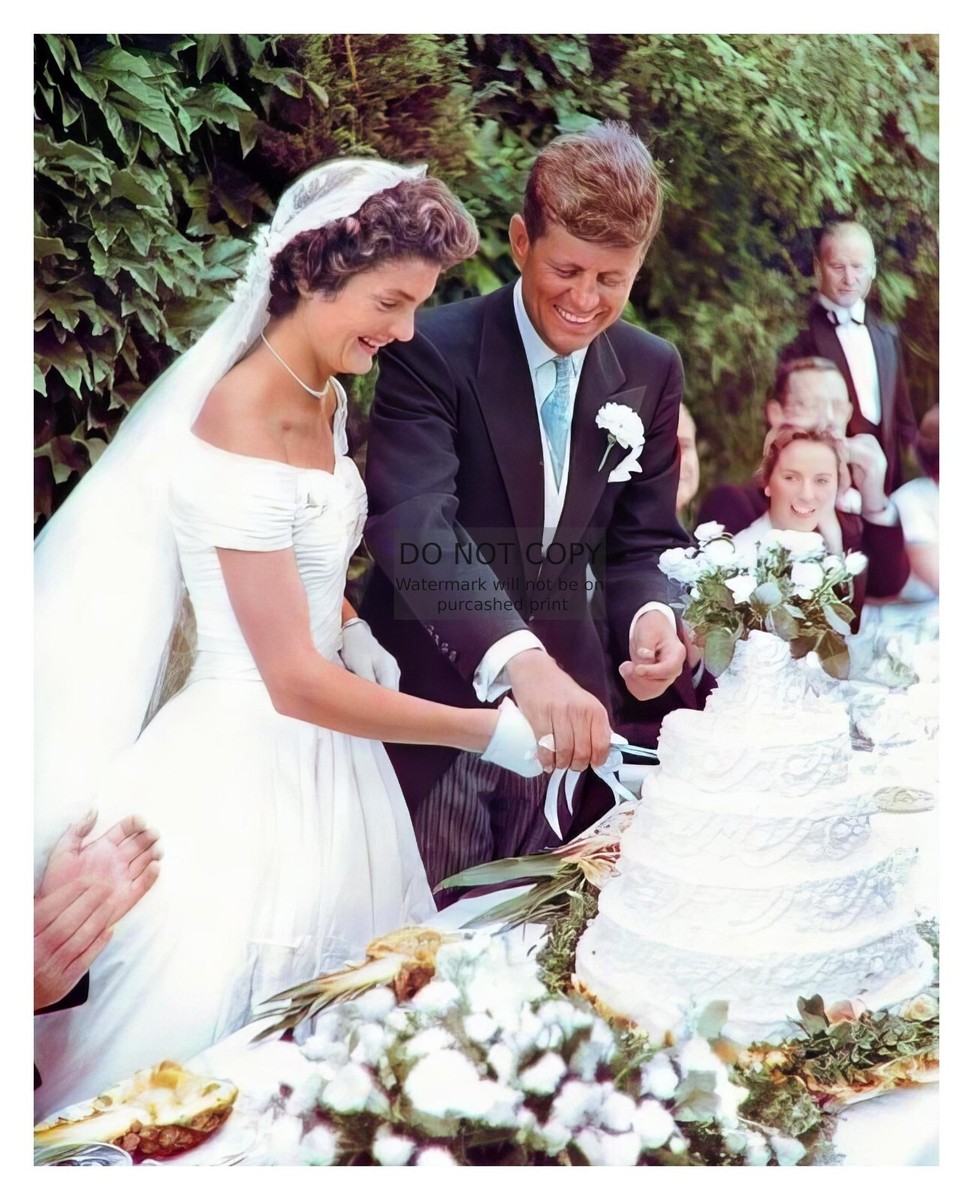 Wedding Cake Jfk Jr Wife Wedding Gown Jfk Jr Wedding Dress John