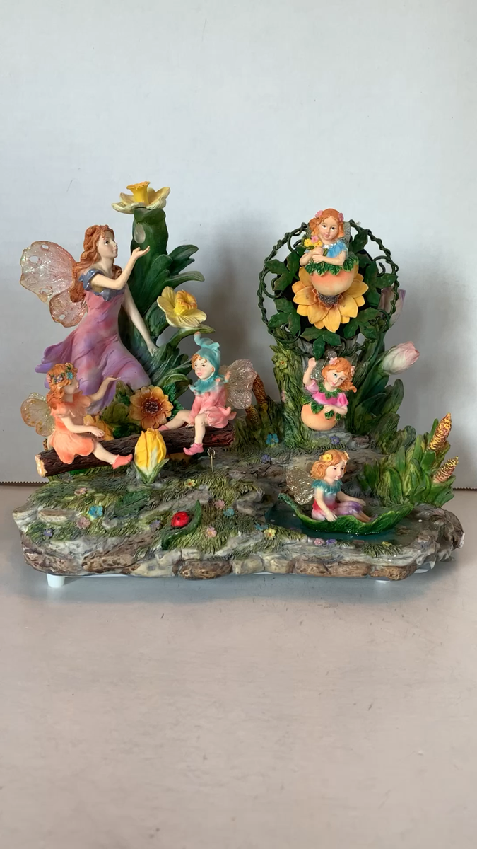 Disney Fairies Wind Up Musical and Moving Figurine Zip-A-Dee
