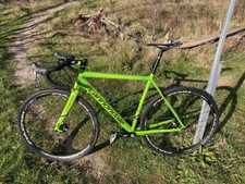 bici cannondale gravel alluminio forcella in carbonio