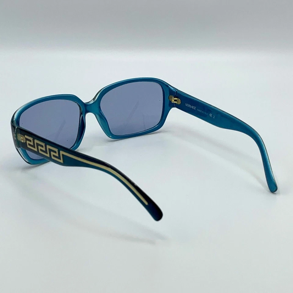 Gafas de sol Versace vintage Mod 437 Col 754 azul dorado estampado de llaves griegas con estuche Foto 4 de 4