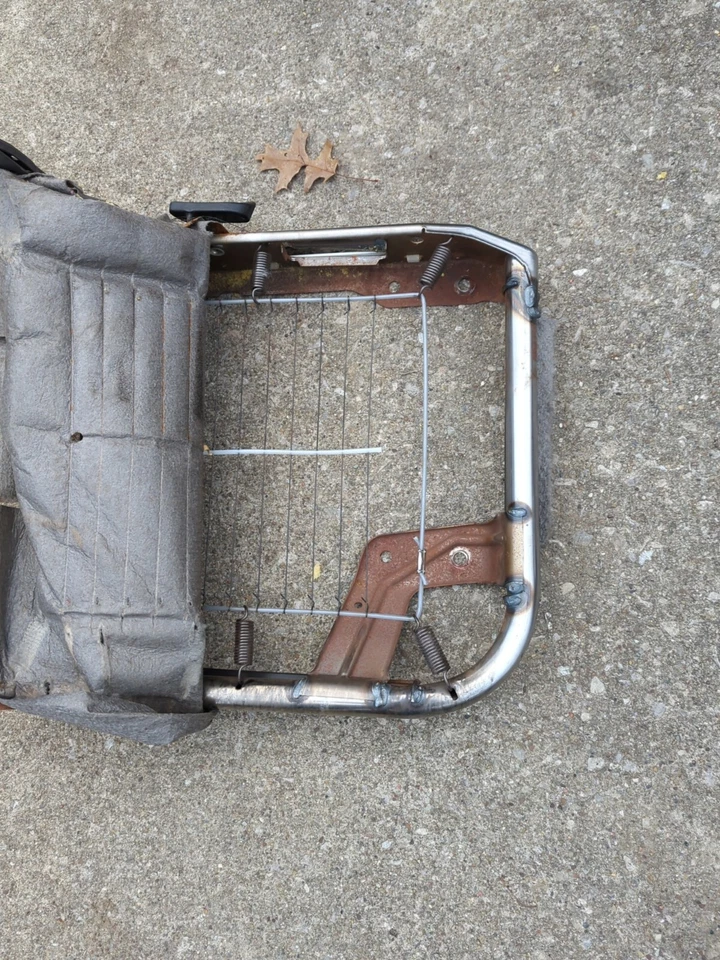 Jeep Grand Cherokee 2000 marco de asiento de metal conductor izquierdo Foto 4 de 4