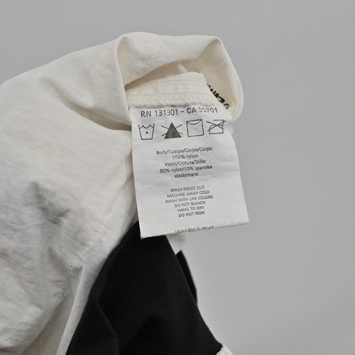 Vtg ZUMBA Pants Womens Size XXL Nylon Cargo Pocket Ivory Black Y2k Fitness Dance - Picture 9 of 13
