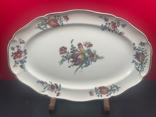 Grand Plat de forme oblong Villeroy et Boch Mettlach Modèle 1562 - 46 x 30,5 cm